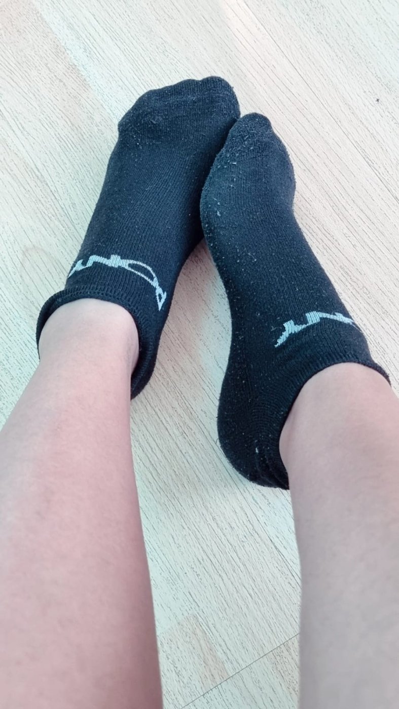 Feet as u wish