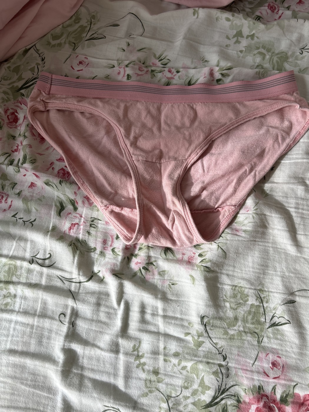 P*ssy Pink Panties!