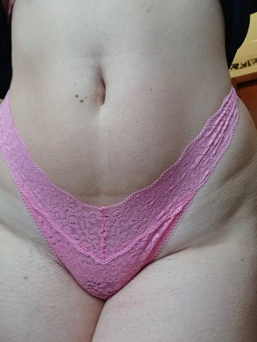 Perizoma sexy e zuppo – foto 3 di 3