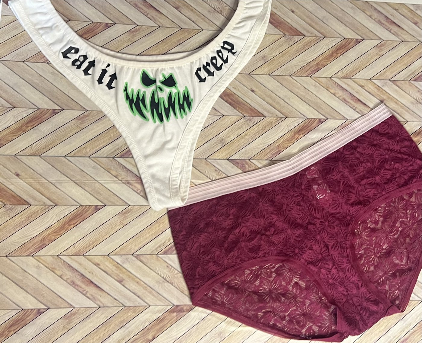 10 pairs available – photo 2 of 3