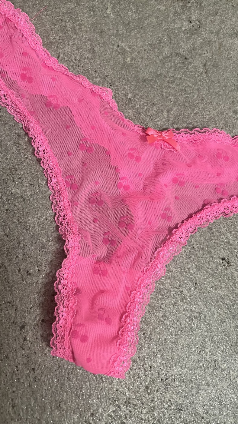 My cherry favourite panties – photo 2 of 3