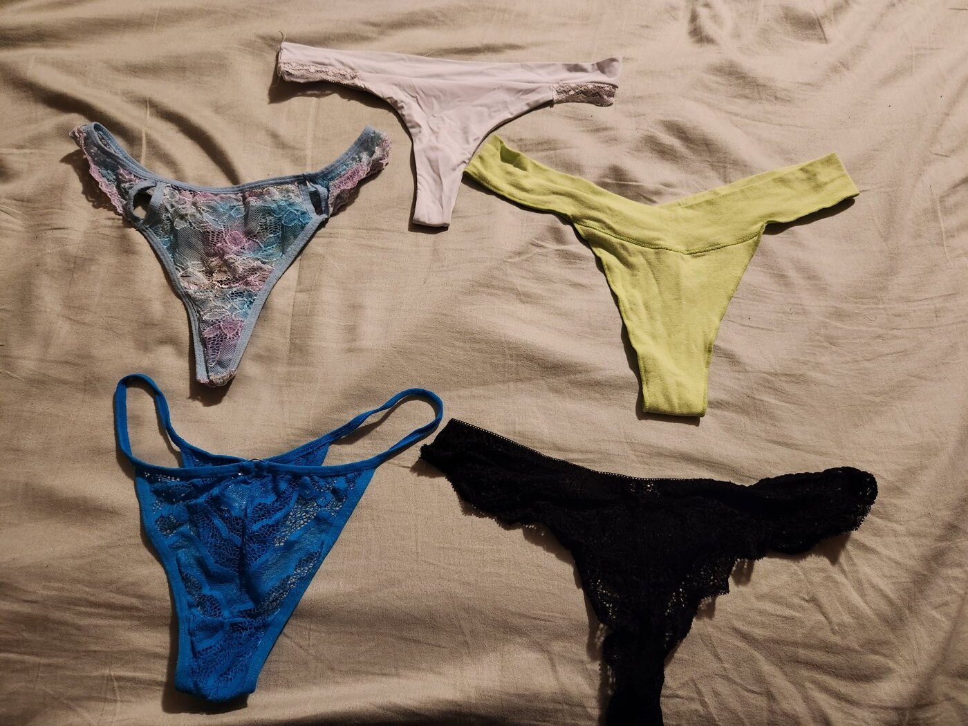 Choose my next pair for 24 hrs – photo 2 of 3