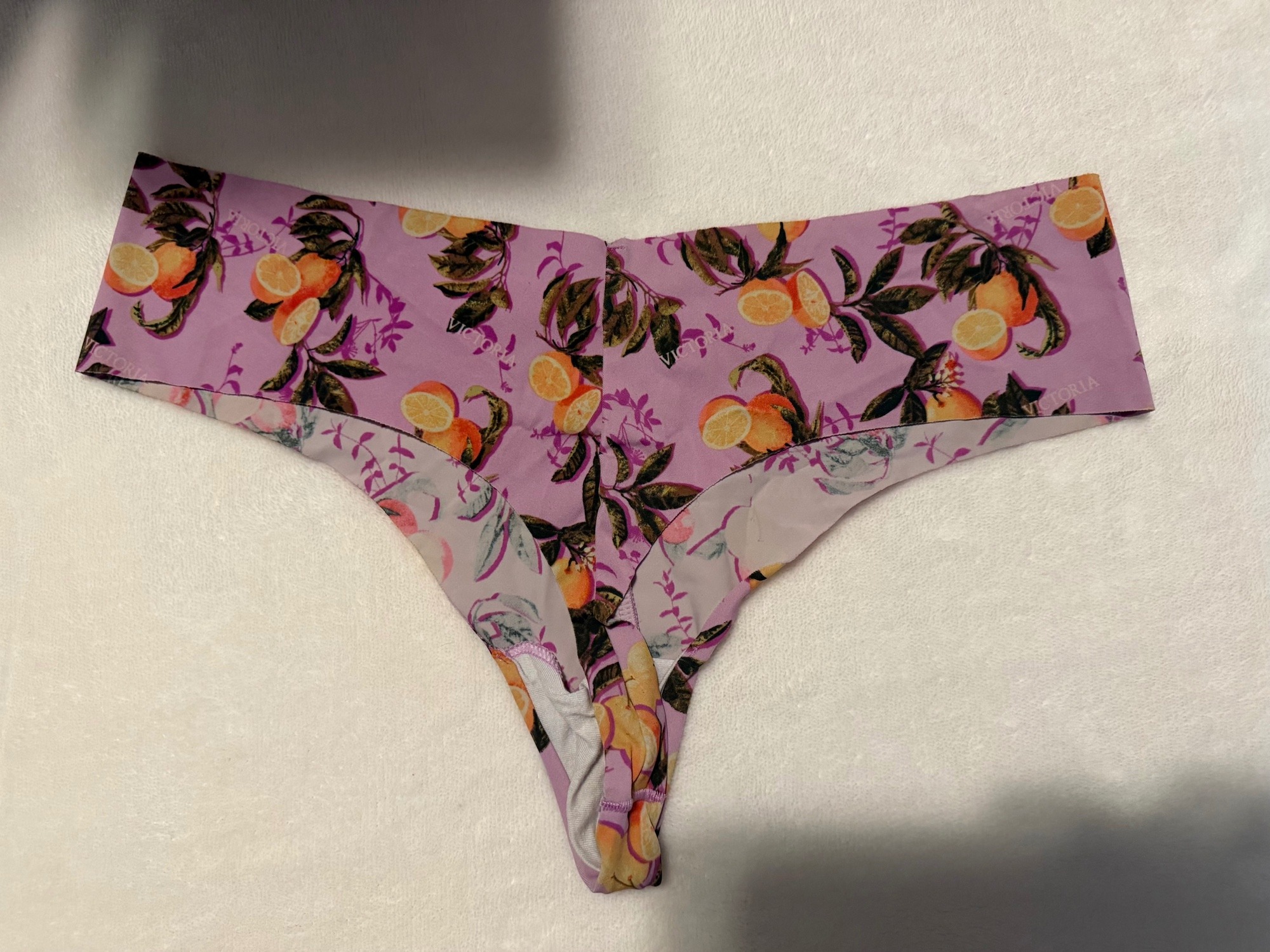 Victoria secret thong – photo 2 of 2