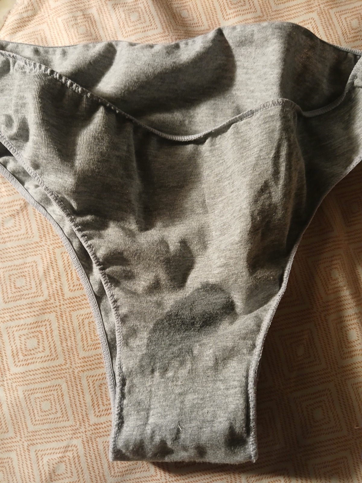 Currently being worn! Get them now! – photo 2 of 2