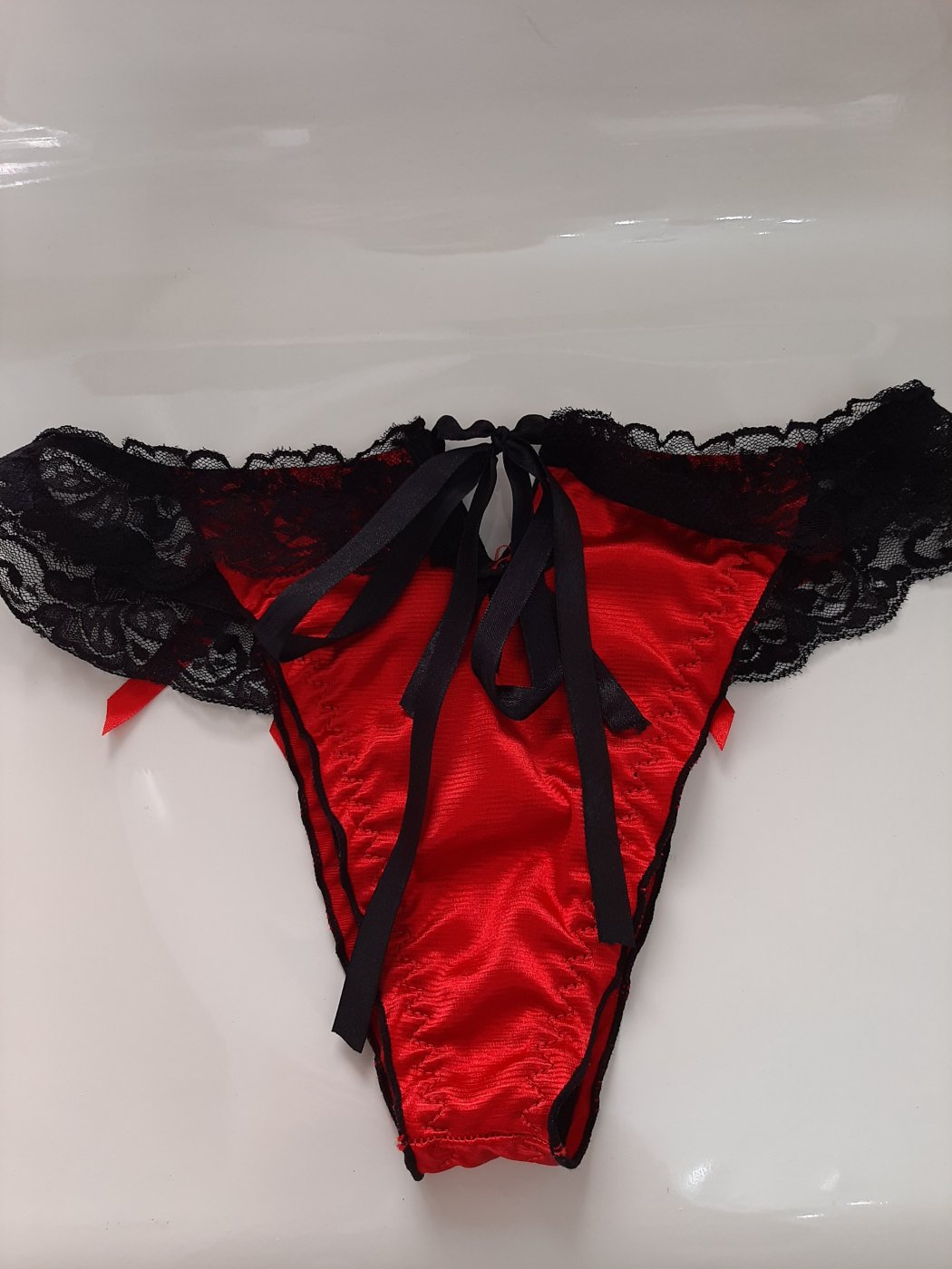 Mitandina rossa odorosa – foto 3 di 3