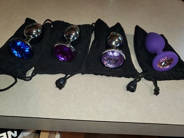 jeweled plugs