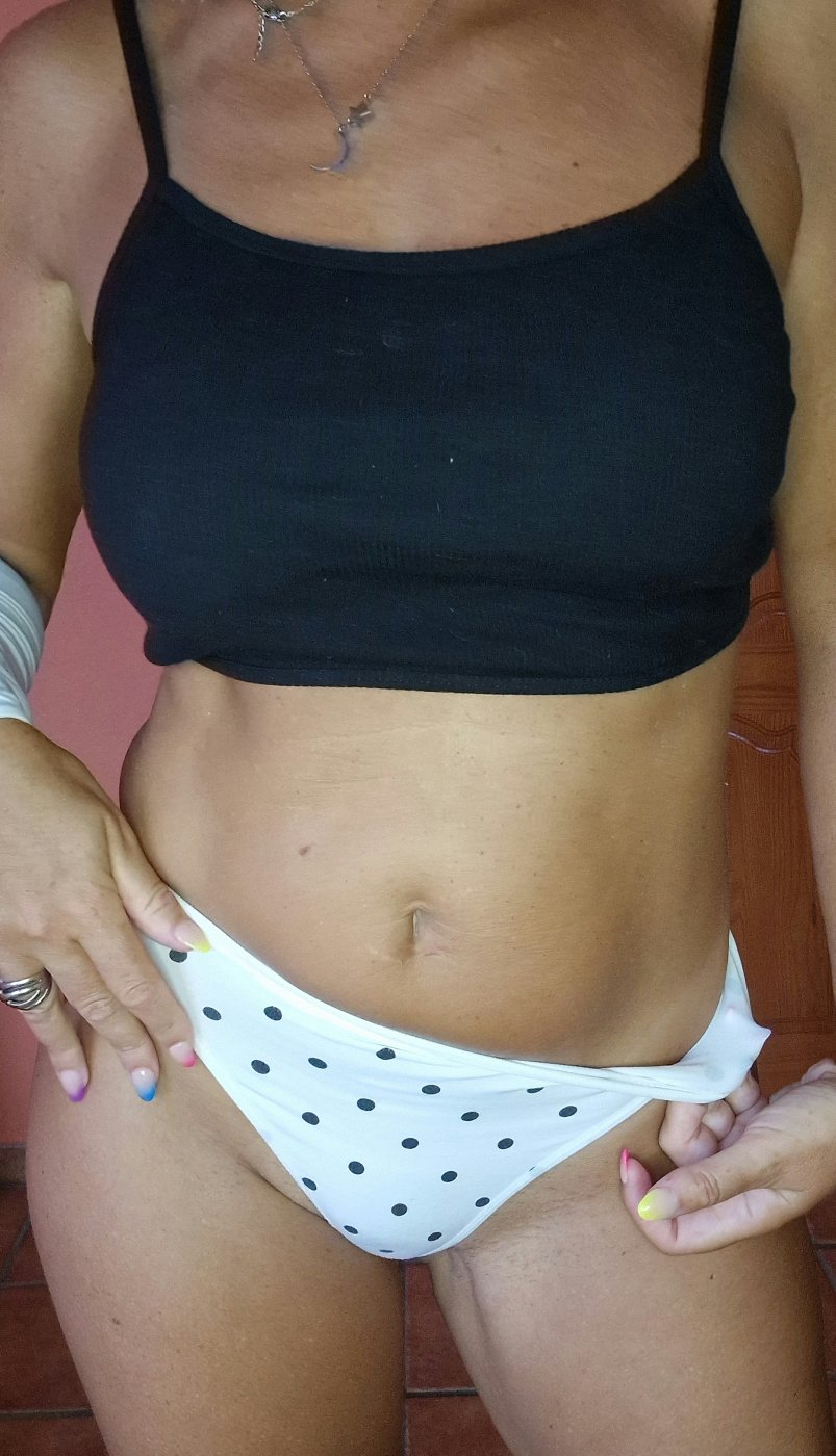 Bonita tanguita lunares