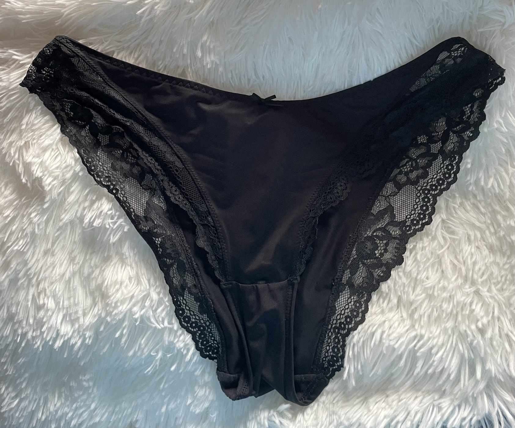 Black silkies
