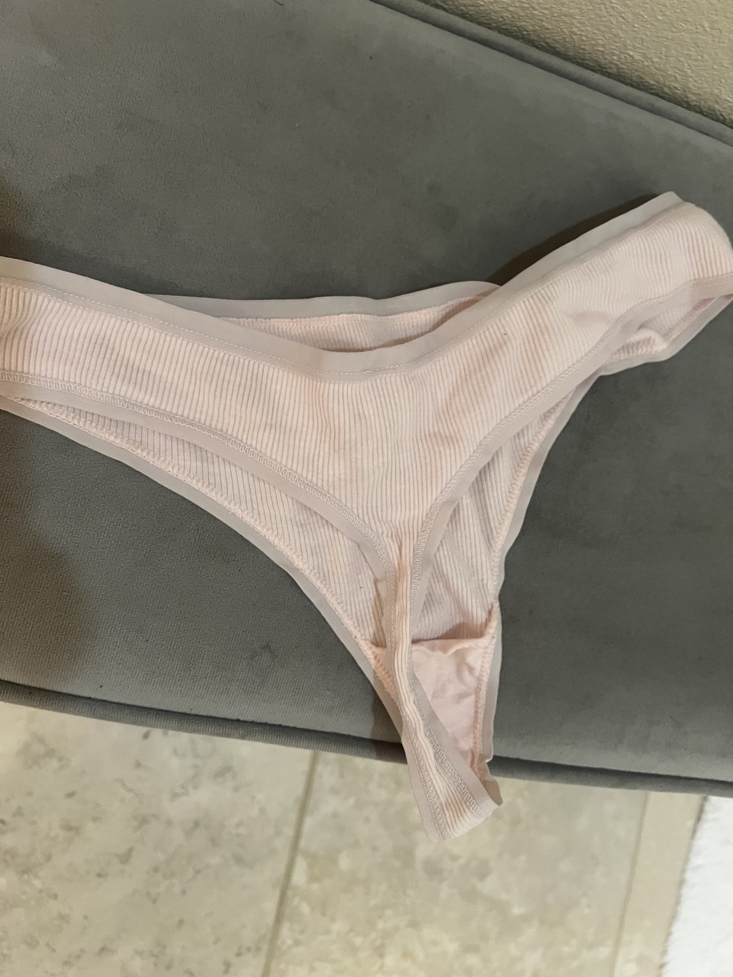 Gym thong – photo 2 of 3