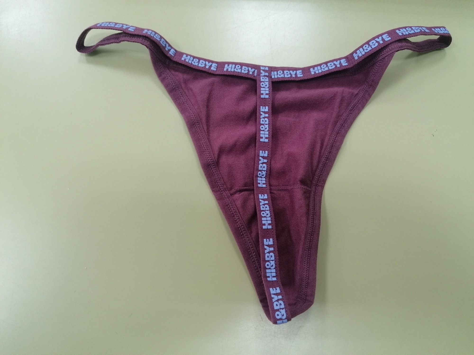 Tanga de hilo