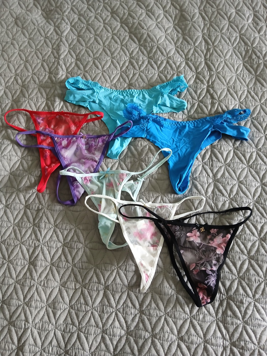 UK Buyers - I Am Visiting Next Month, Can I Bring You A Pair Of Panties? – photo 3 of 3