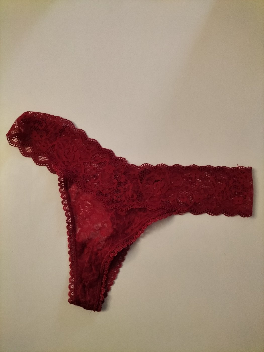 Tanga rojo