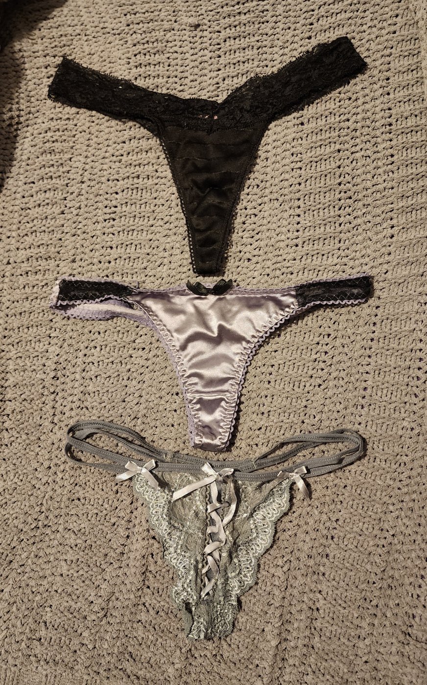 Thong Thong Thong – photo 3 of 3