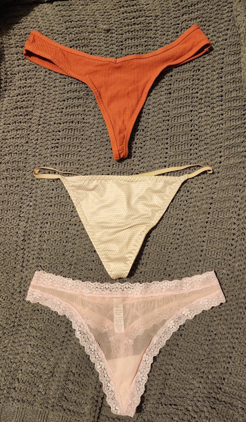 Thong choices – photo 3 of 3