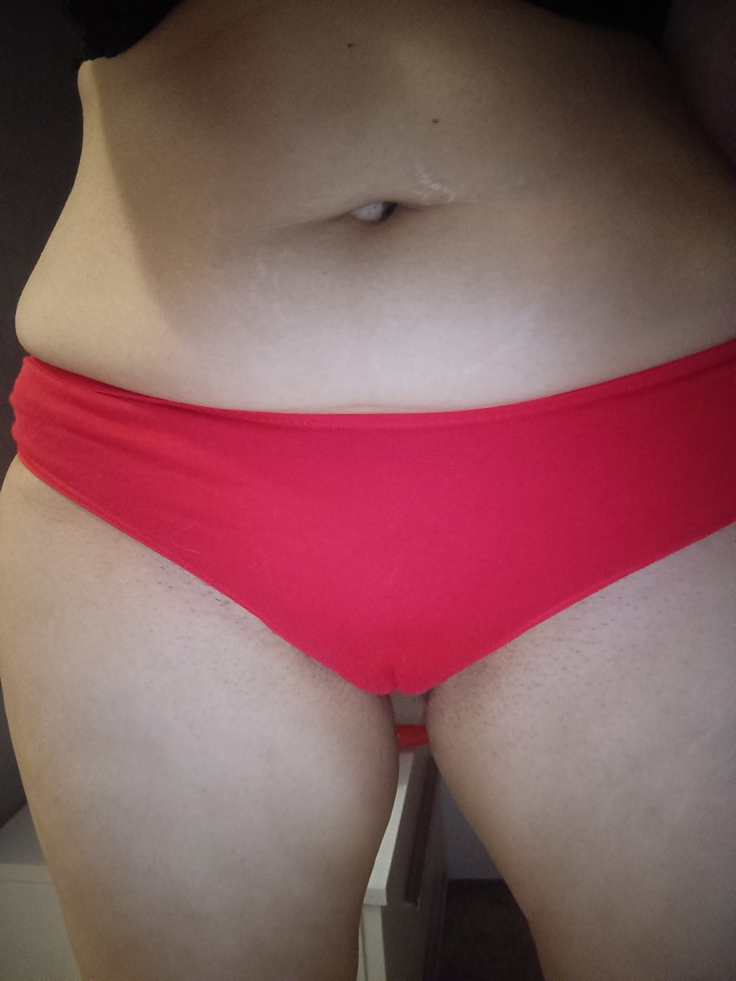 Culotte rosse Victoria's secret – foto 2 di 2