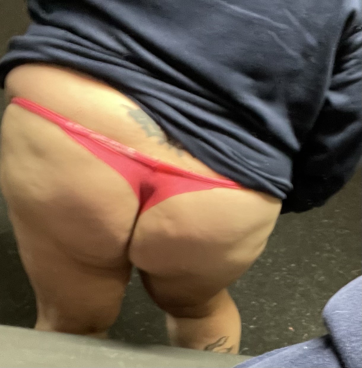 Hot pink thong – photo 2 of 2