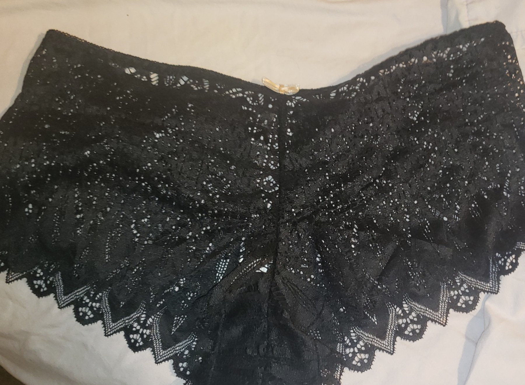 Lacy cheeky panties