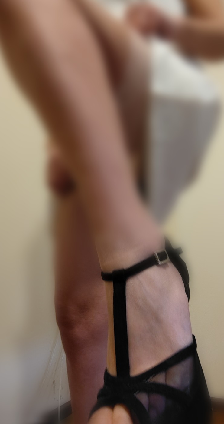 Mutandine pizzo rosa dannatamente sexy – foto 2 di 3