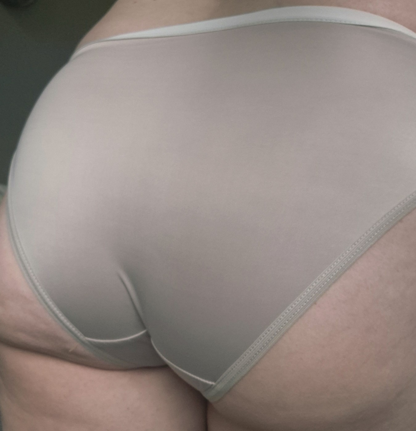 Barely There Cappuccino Silky Panty