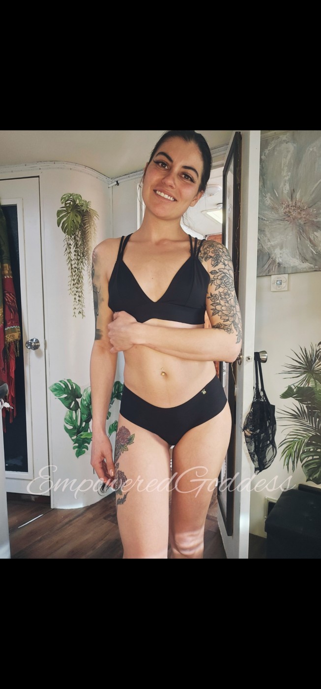 Black VS No Show Cheeky – photo 2 of 3