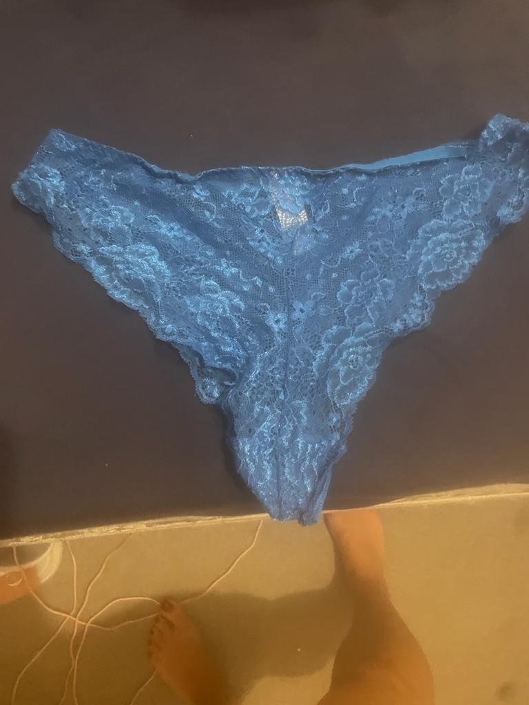 Used knickers