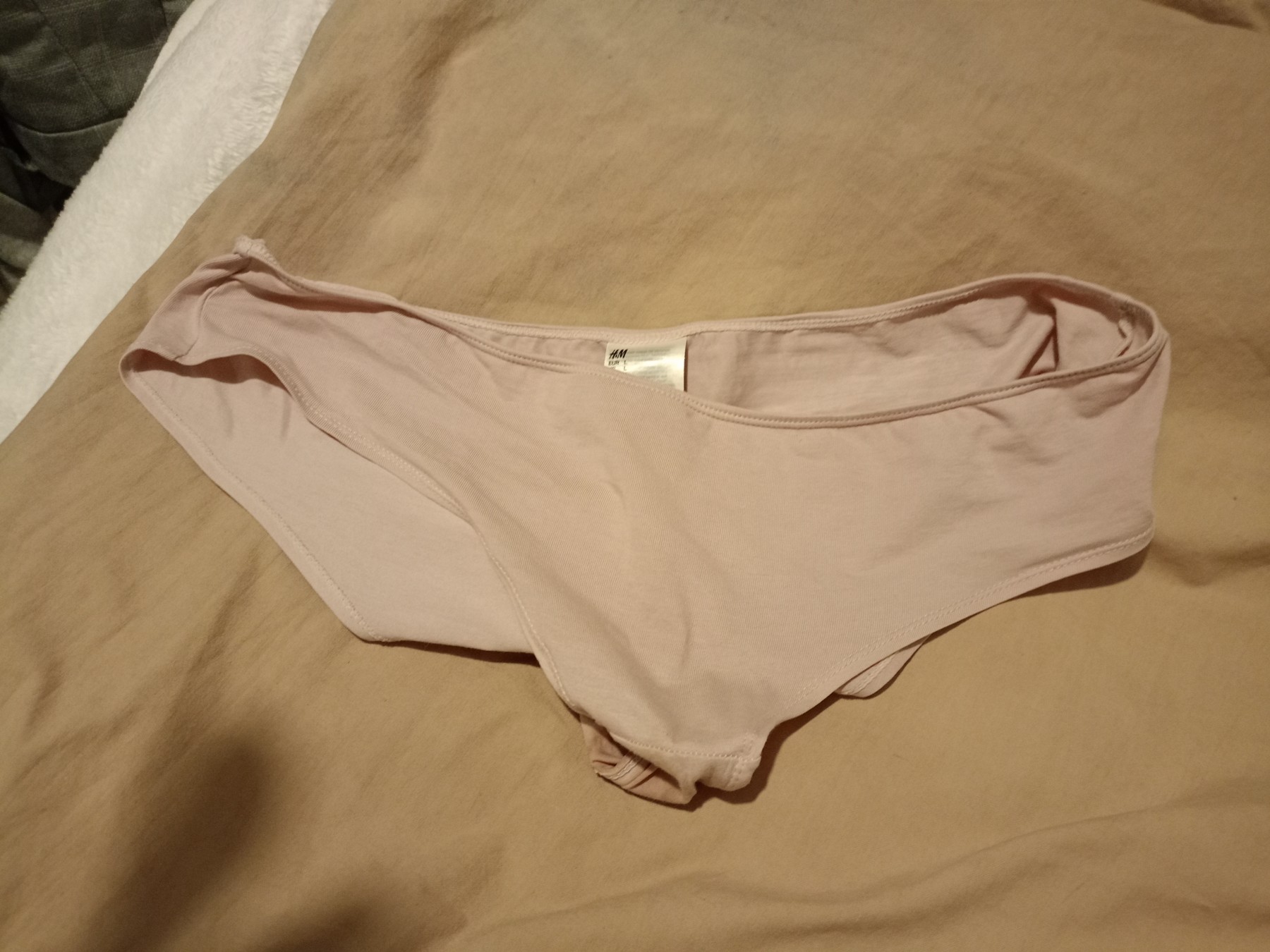 Vendo mutandine rosa usate