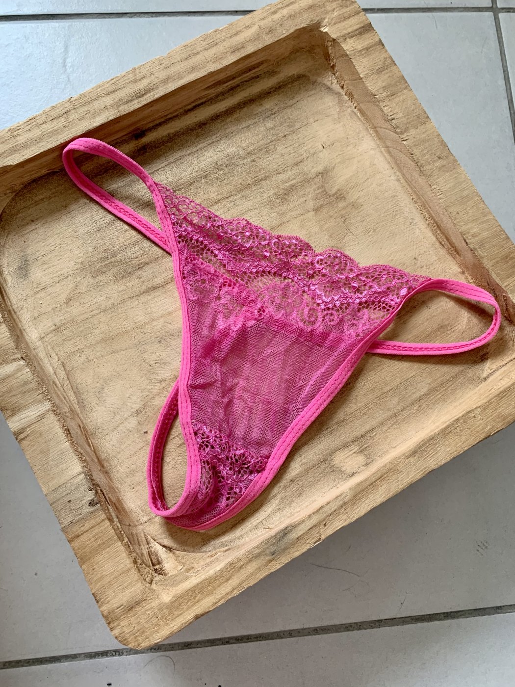 String ficelle rose