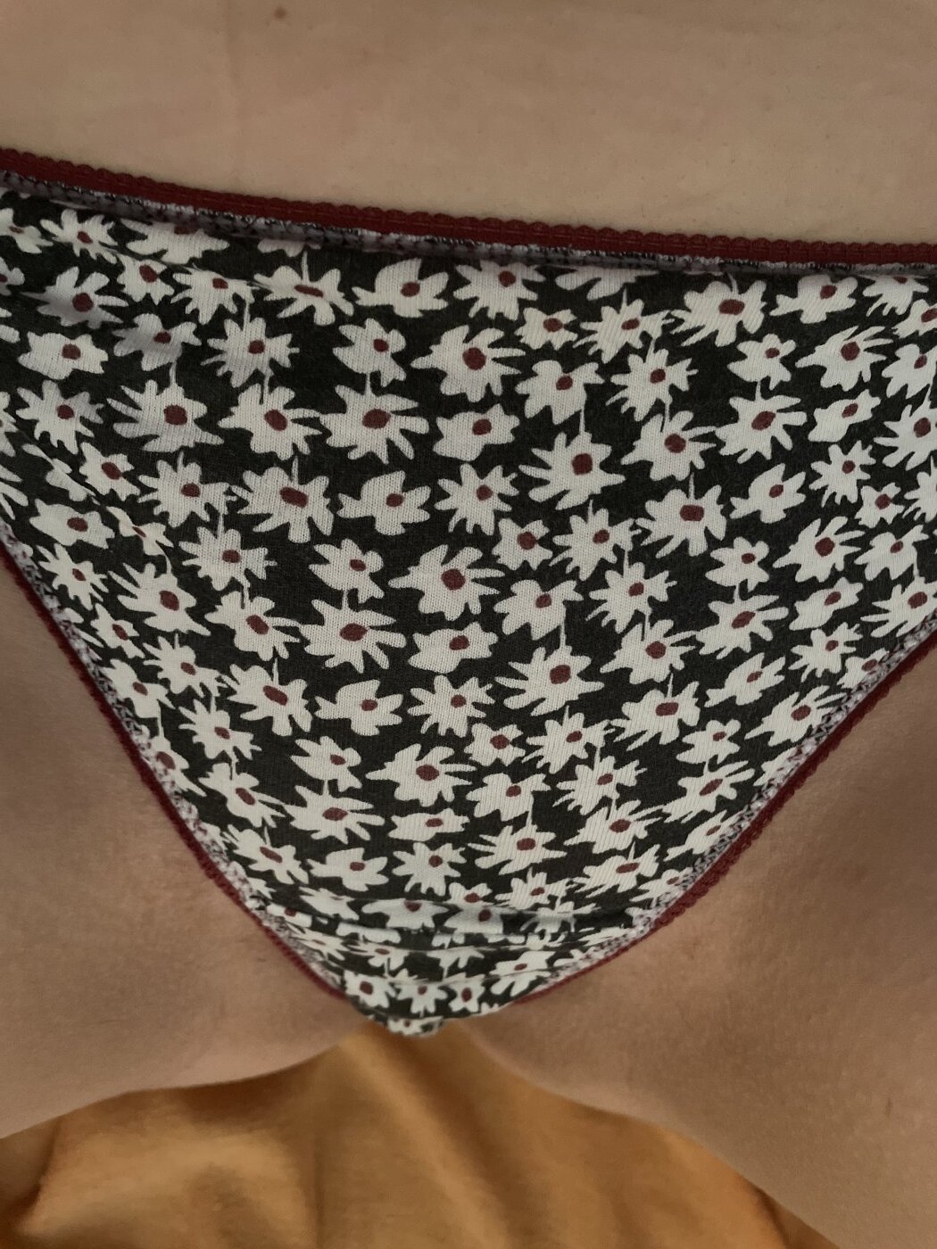 Tanga – foto 2 de 2