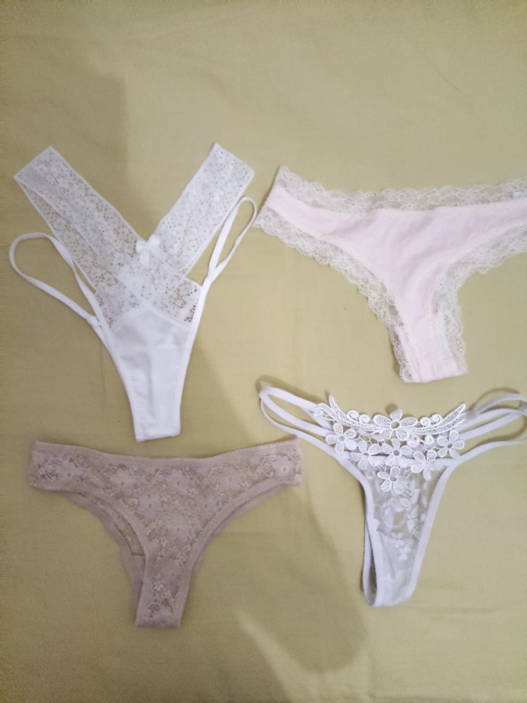 sexy mutandine di crema bagnata e profumata!