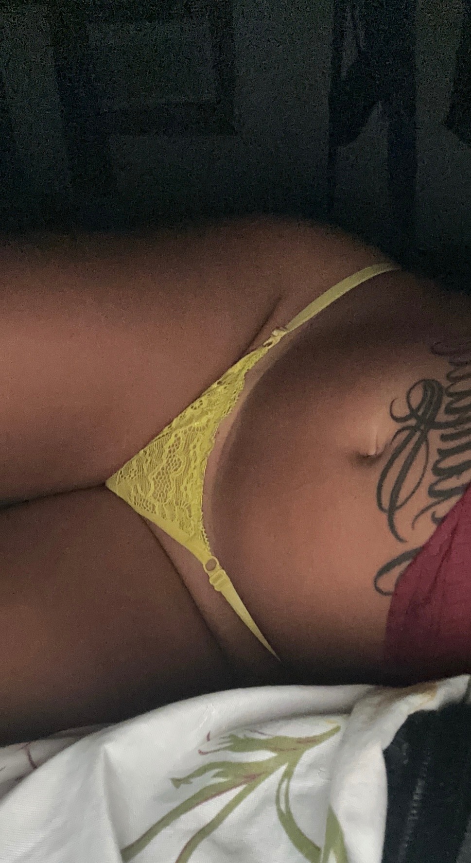 Yellow Lace Thong – photo 2 of 4