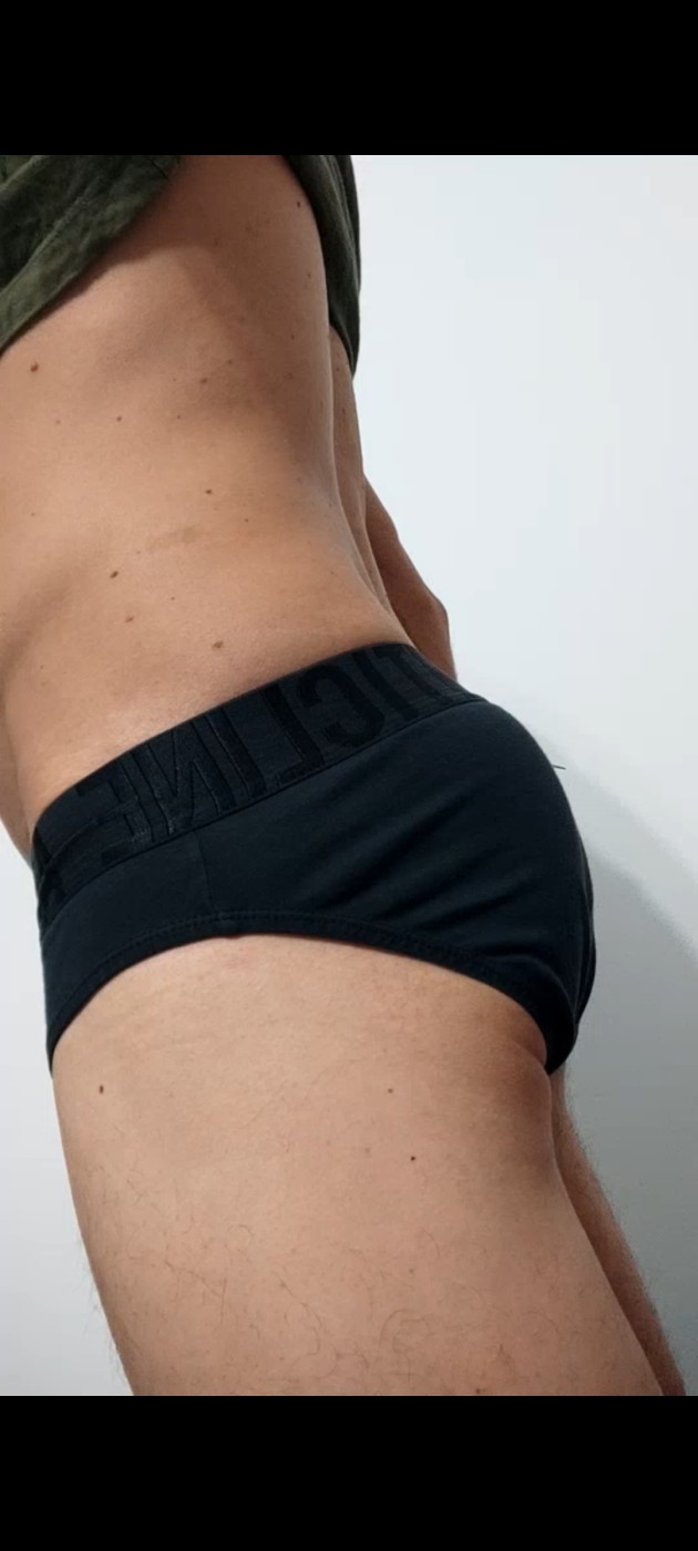 Black Cotton Tease: Guarda come le faccio sparire – foto 2 di 3