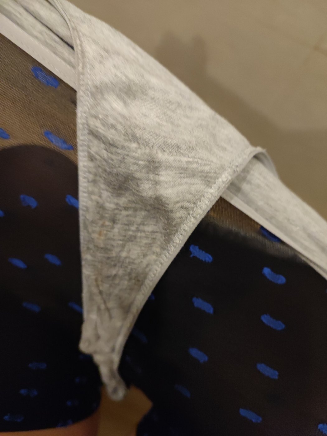 Medias y tanga usado – foto 2 de 3
