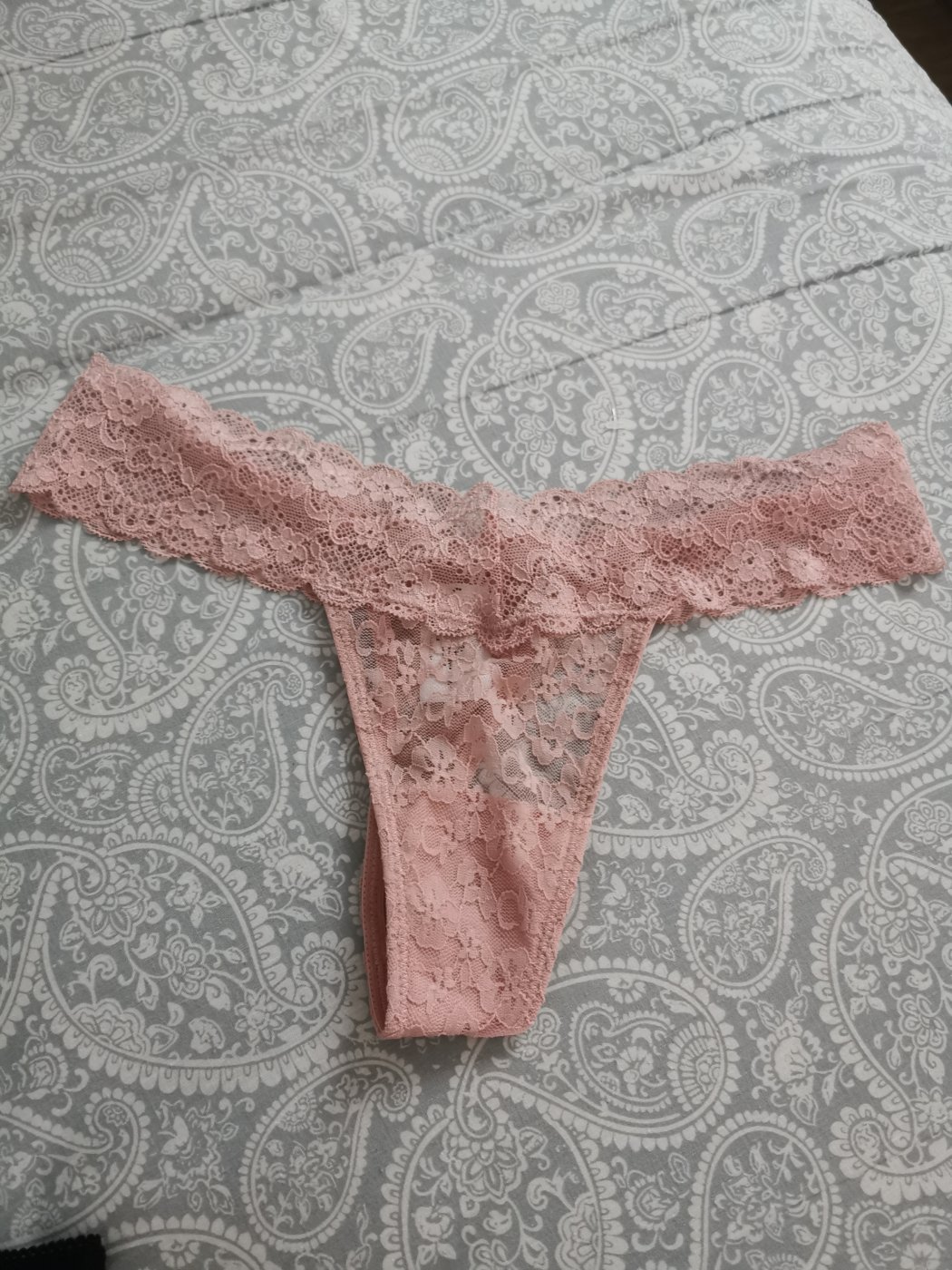 Tanga rosa