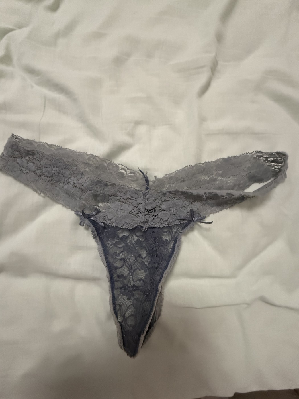 Tanga encaje sudado