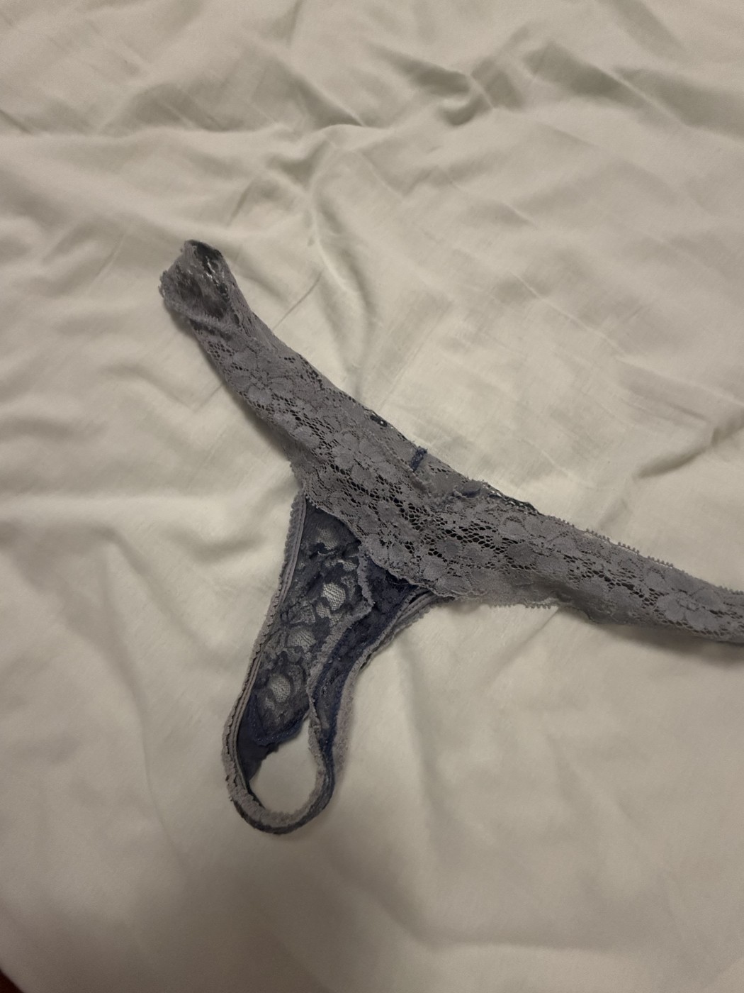 Tanga encaje sudado – foto 2 de 3