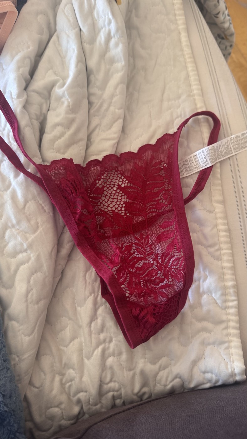 Tanga rojo