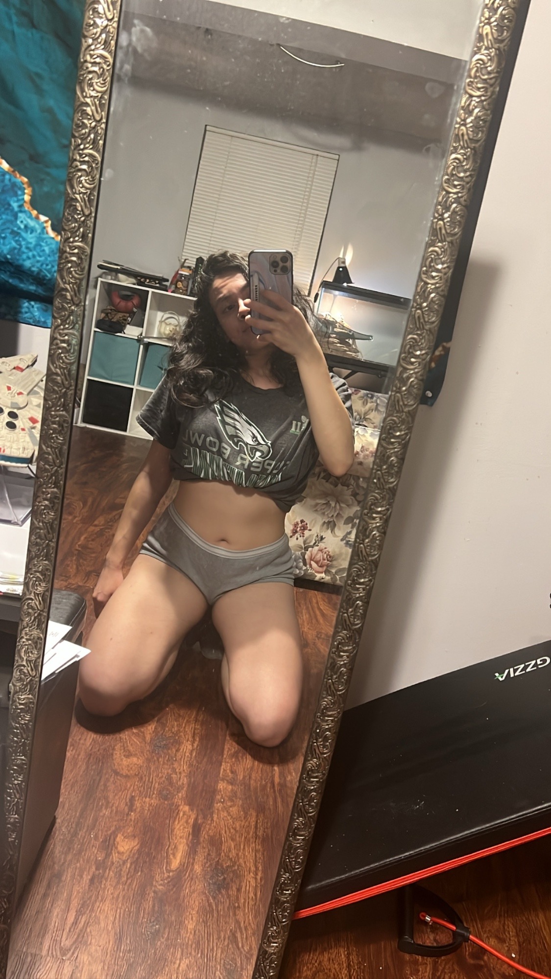 Panties, Tapes, Clips, Pictures, customs, foot pics – photo 3 of 4