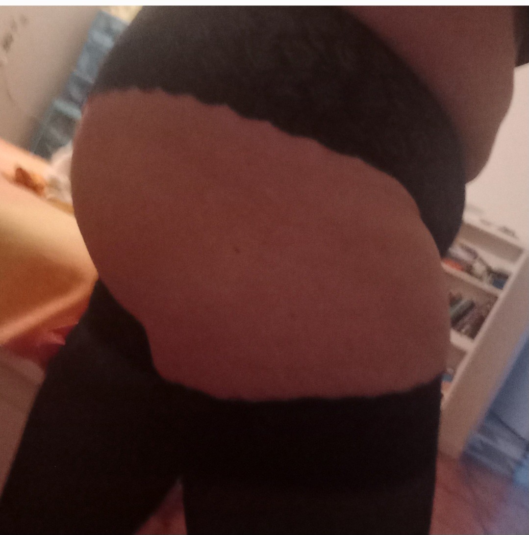 Slip usate – foto 2 di 2