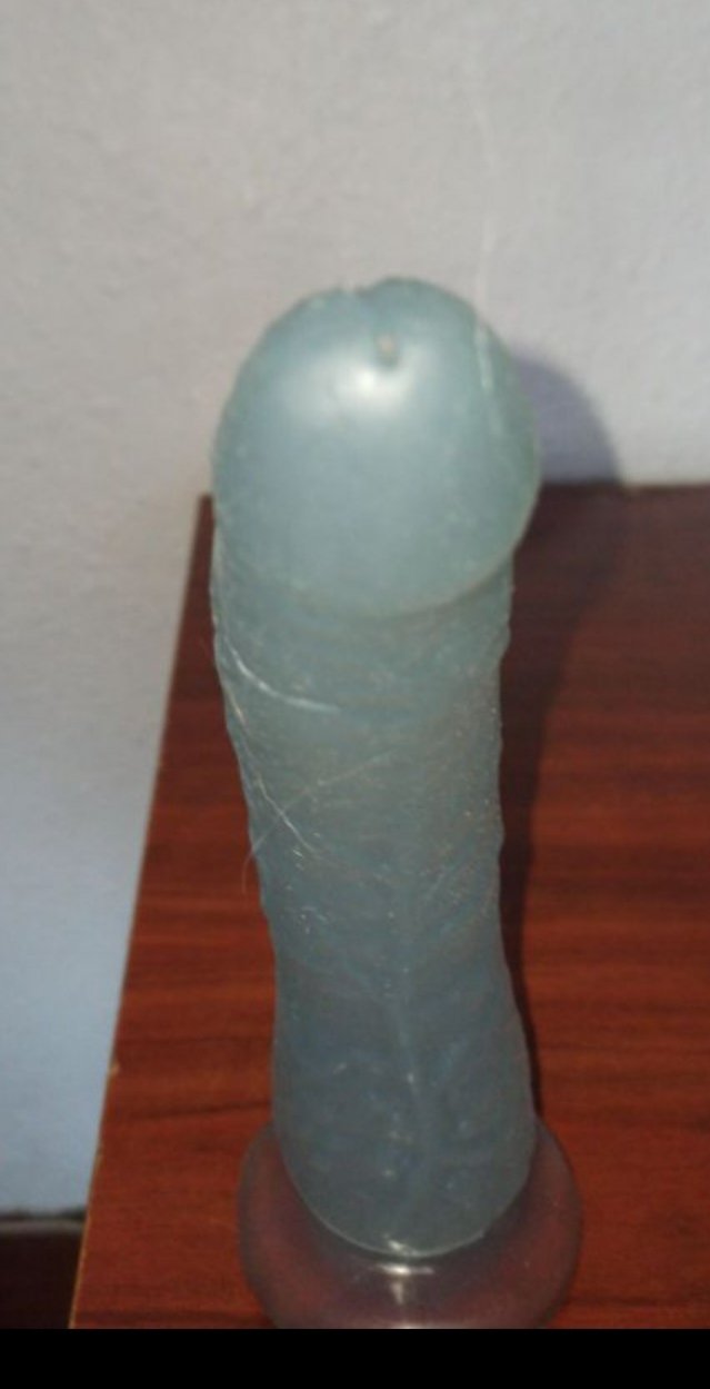 Me lo paso muy bien con mi dildo