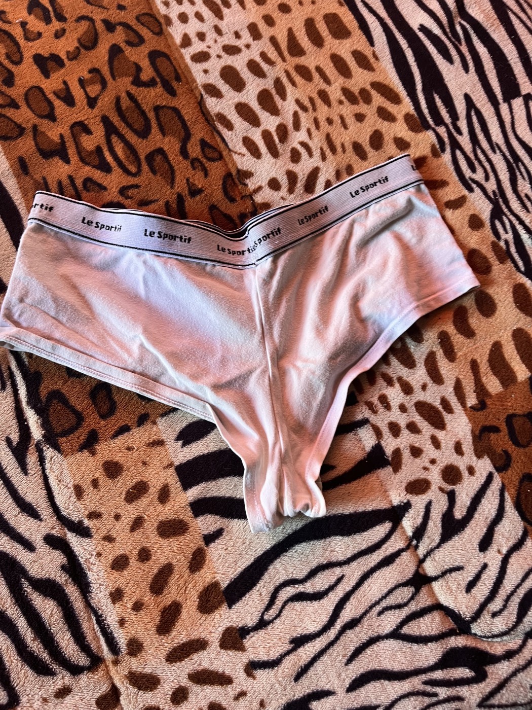 Tanga de algodón blanco