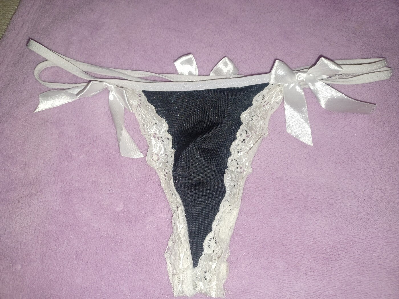 Tanga negro y blanco. Muy sexy – foto 3 de 3