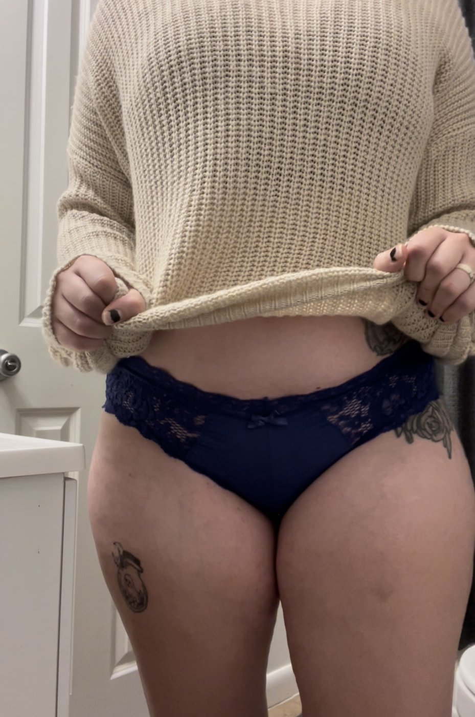 Purple panties – photo 2 of 2