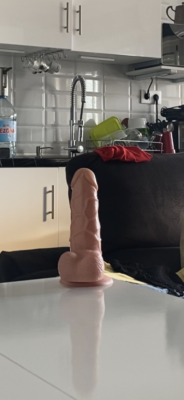 Video me ***** un dildo en la me…