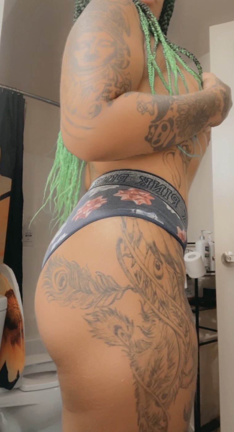 Present Panties – photo 2 of 3