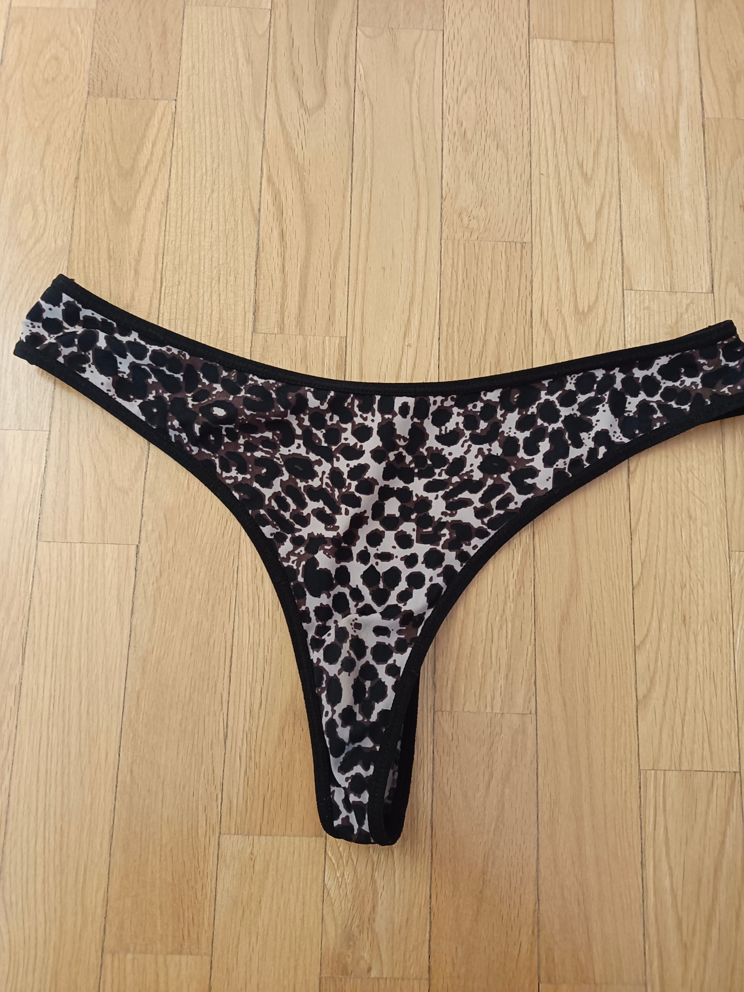leopard thong worn 3 days, with stains