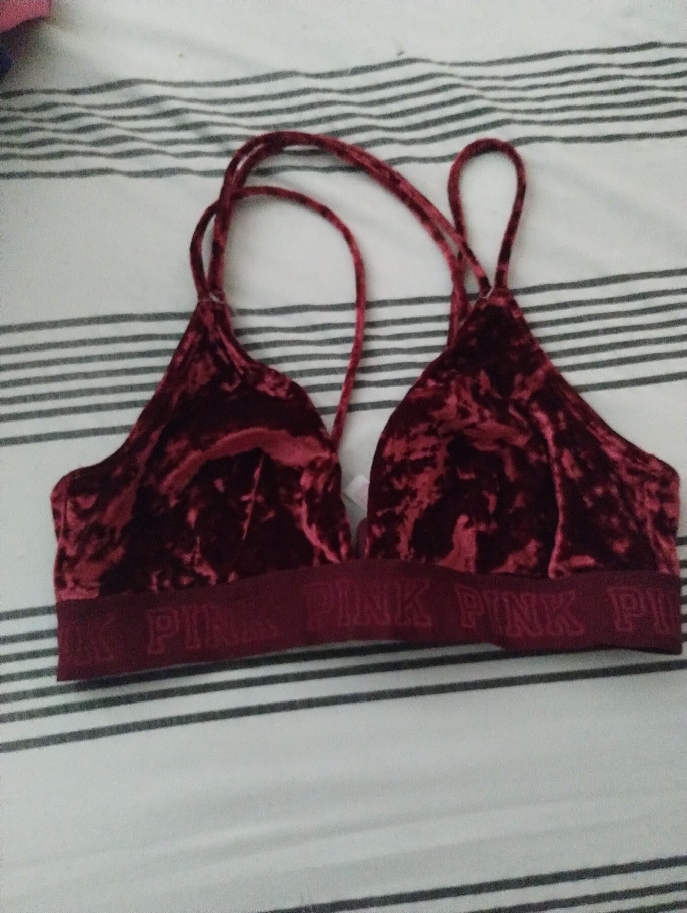 Bras – photo 2 of 3