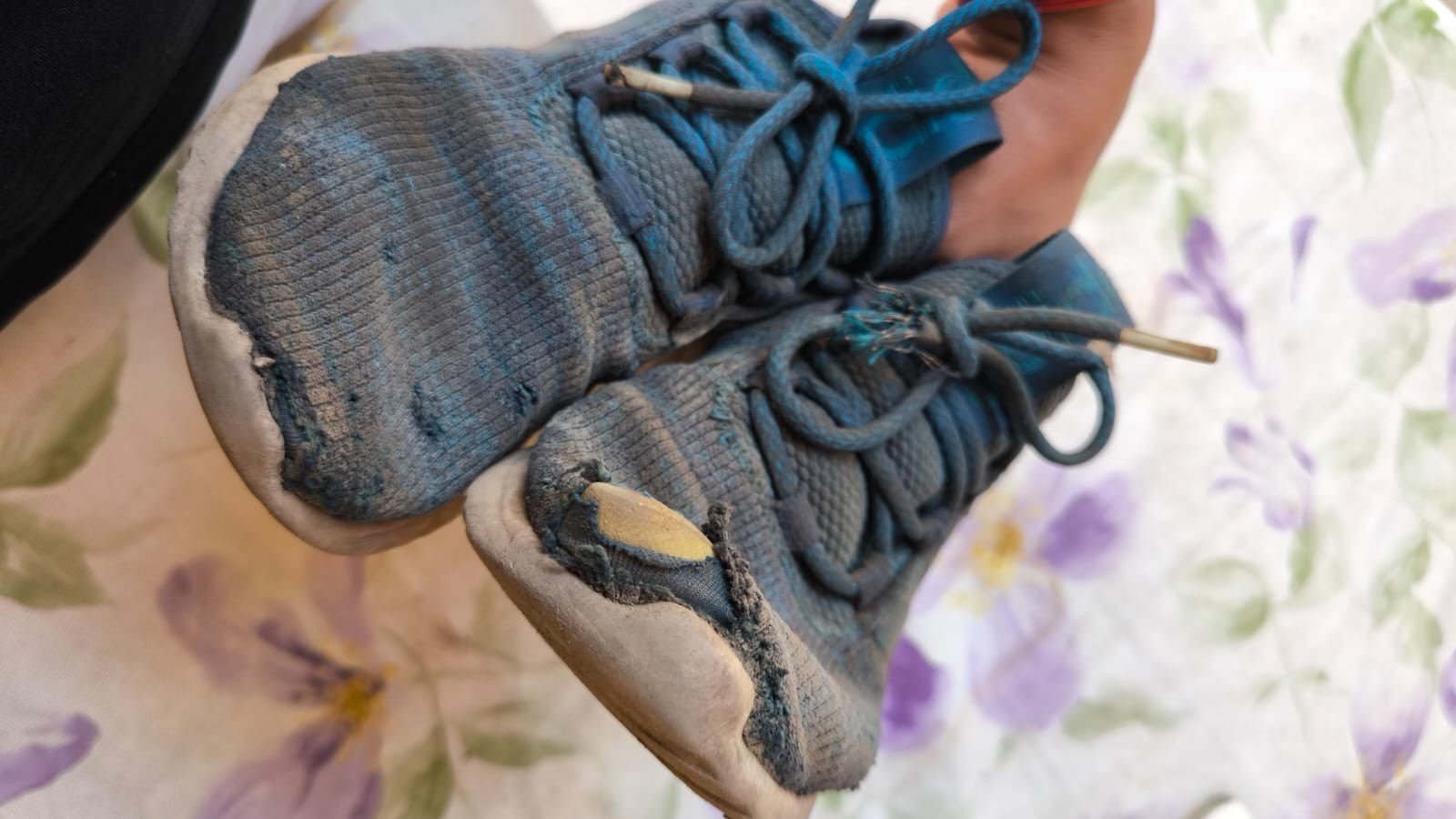Tenis Adidas – foto 2 de 3
