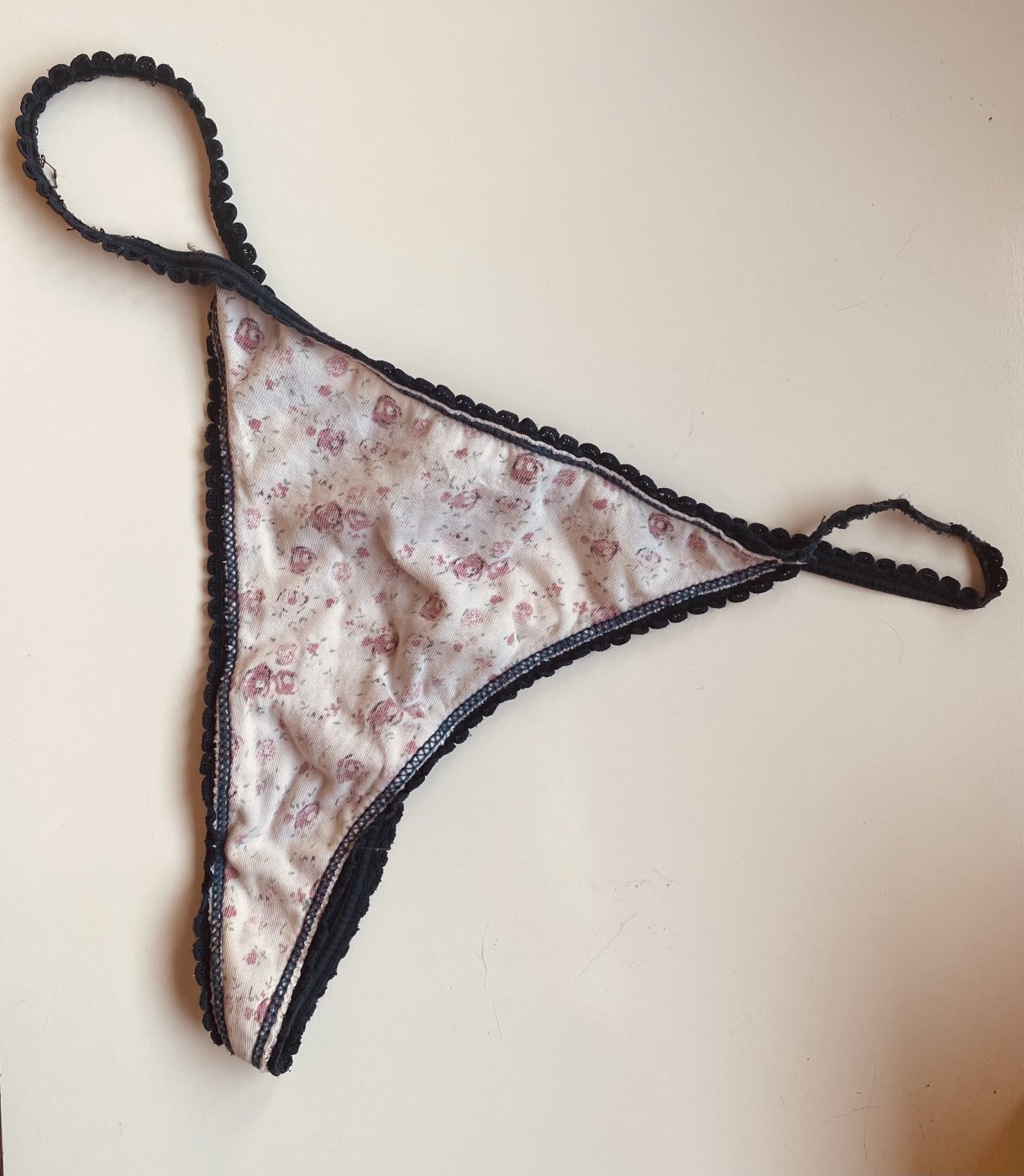 Tanga hilo usado practica deporte