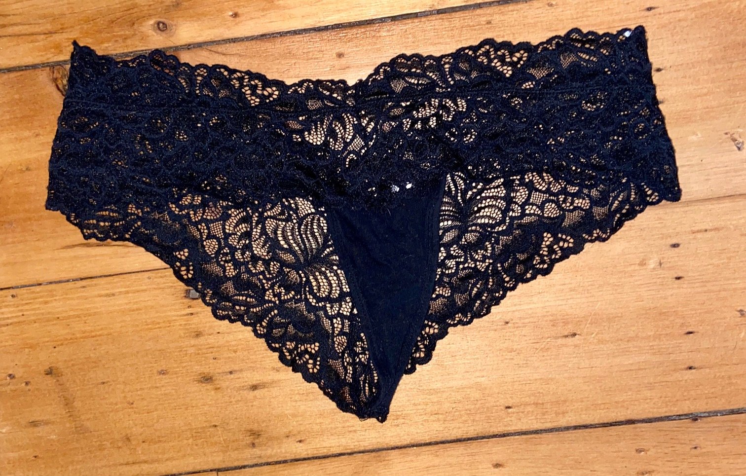 Black Lace Thong - 2