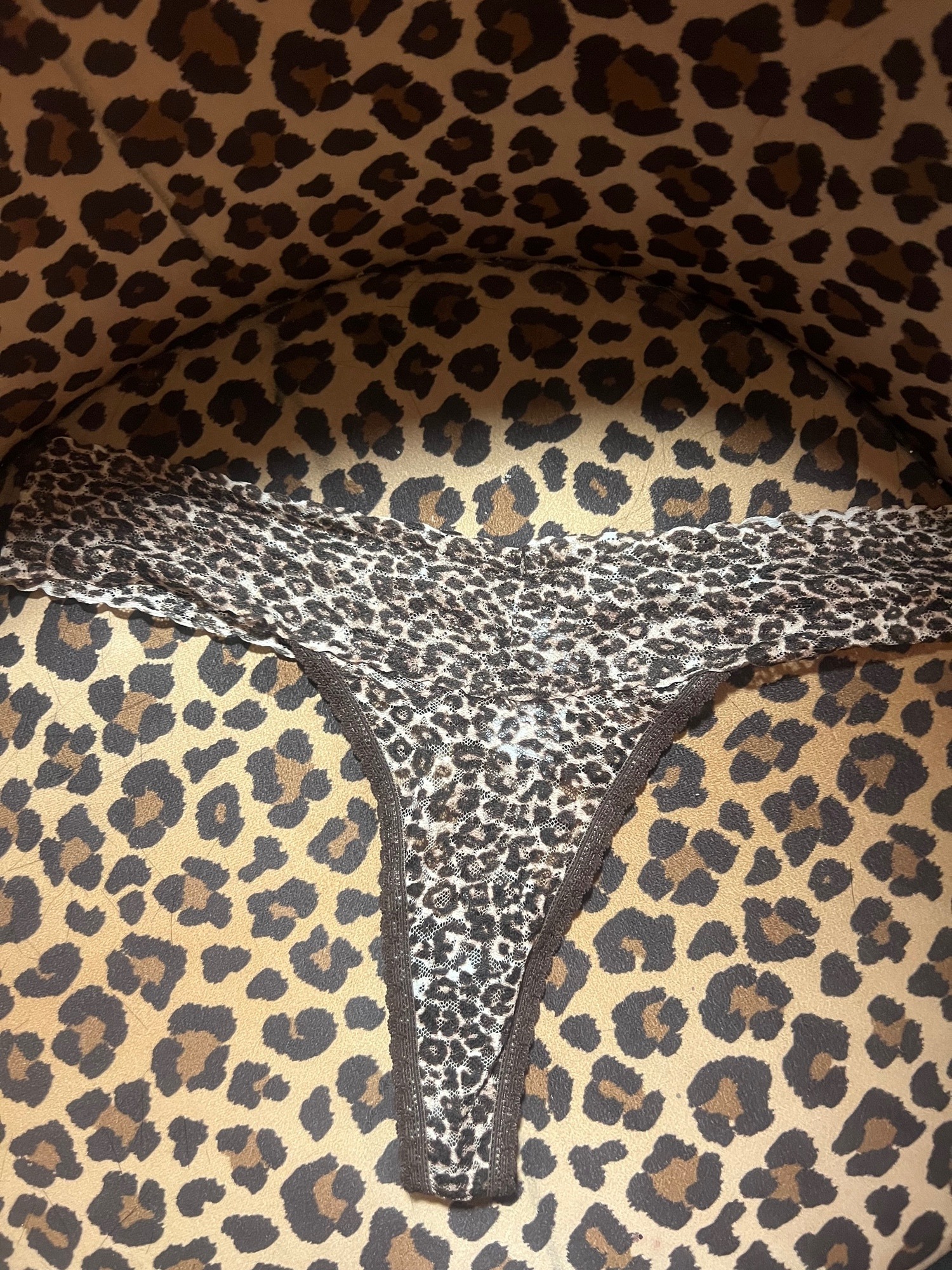Leopard thong